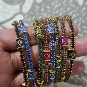 Vibrant Gold-Plated Stone Bangles (1 Pair)